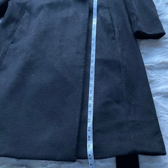 🔥H&M Wool Blend Black Overcoat Belted Stylish Old Money Minimalist Women Sz 10 - Picture 16 of 16